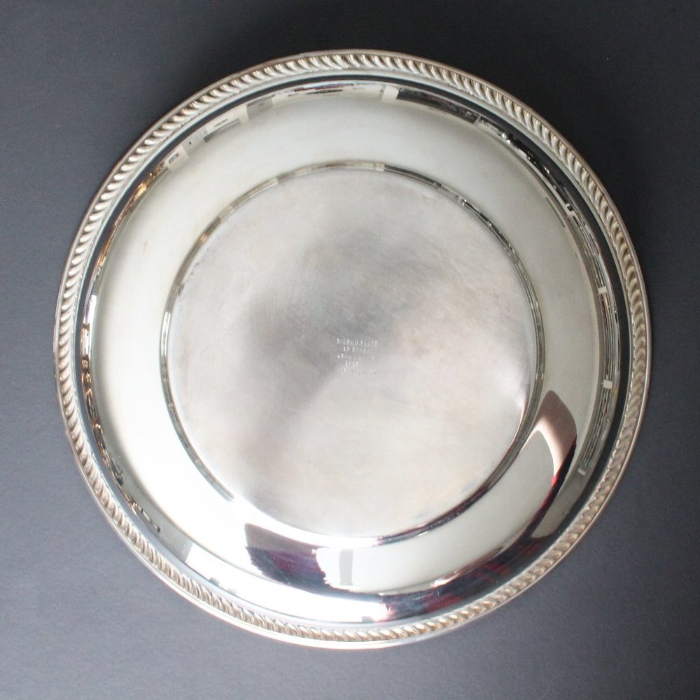 [RIDEAU PLATE] Lidded Silver Serving Tray with and Glass Dish - Picture 13 of 17
